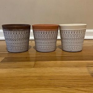 Clay 5” pots. Set of 3